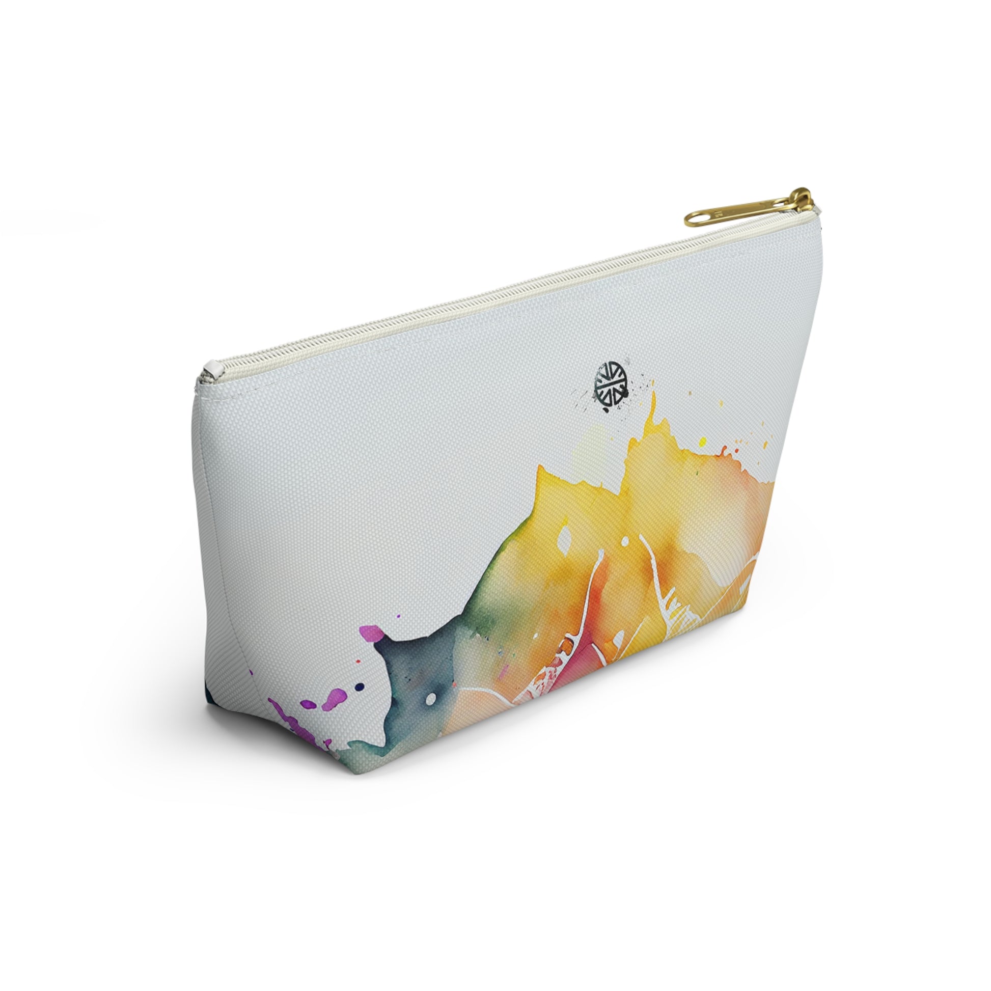 59bf8400-pouch