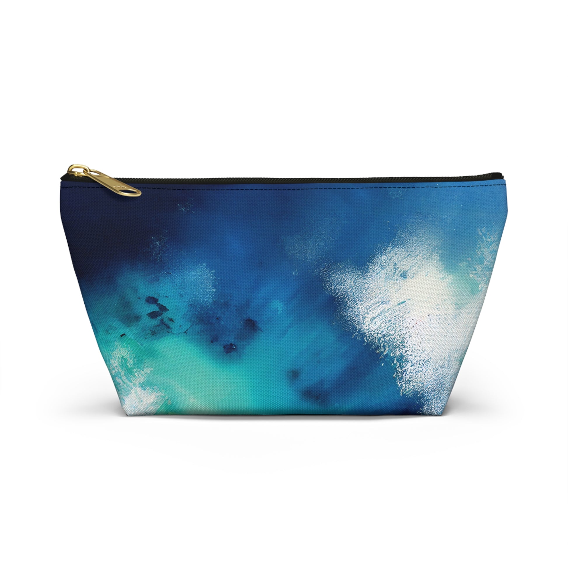 3e02f4a6-pouch