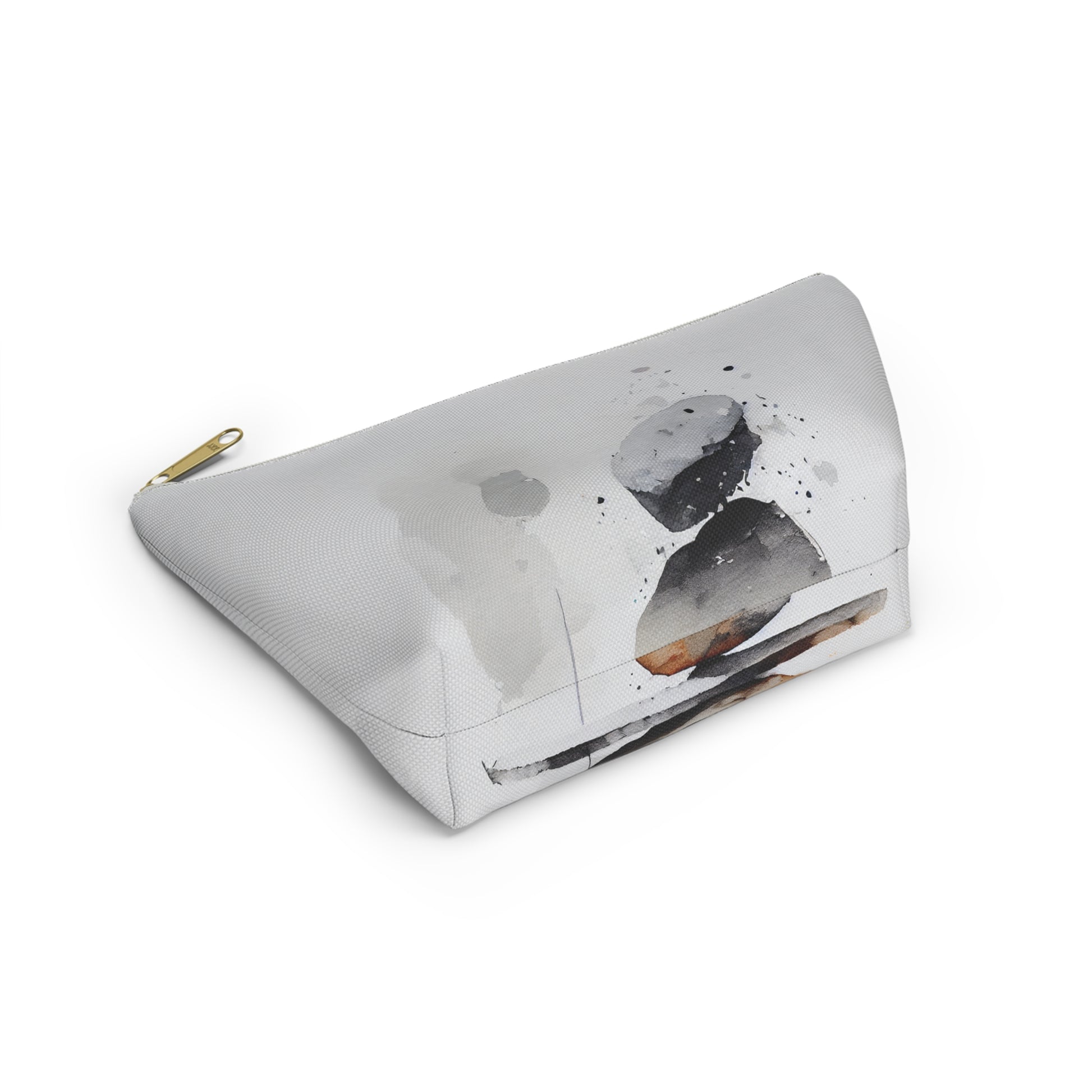 72fc5363-pouch