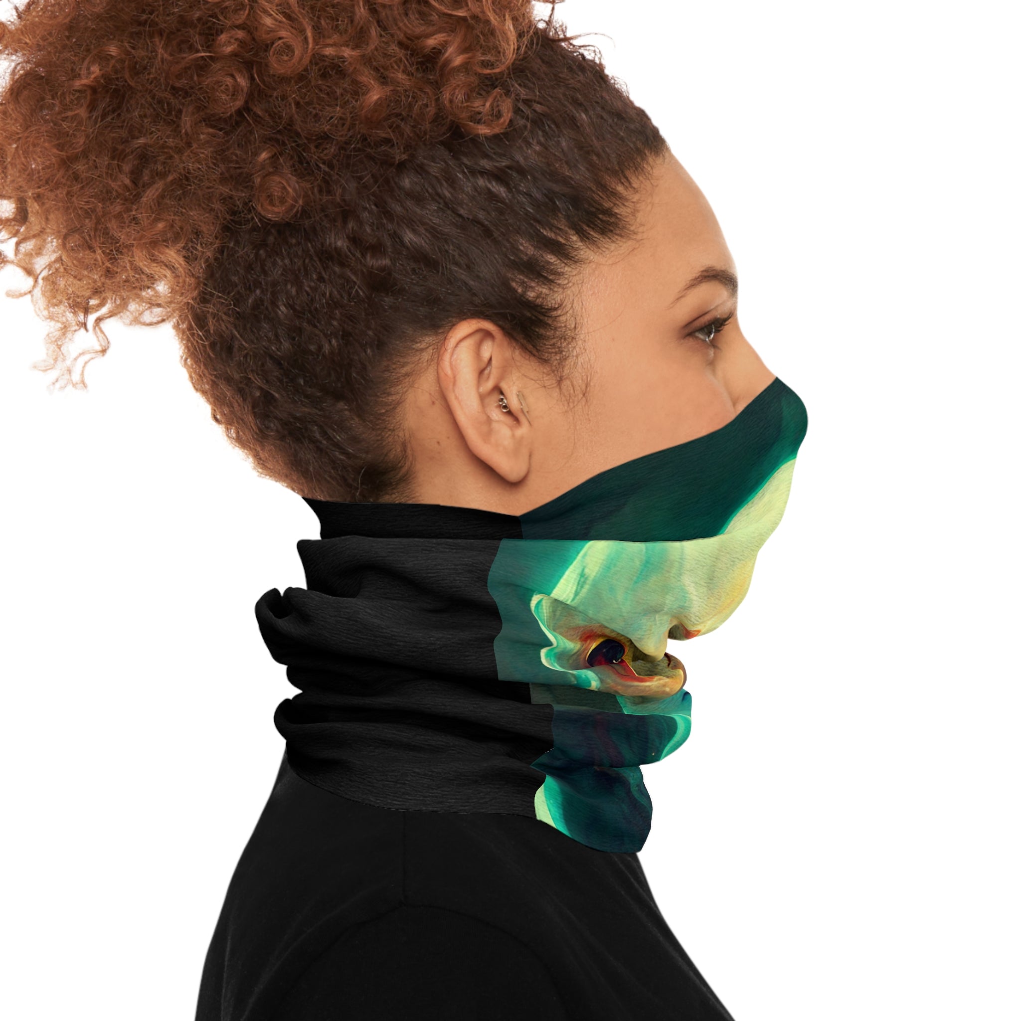 Ephemeer Alien Tube Scarf: Light Up Your Gaming Sessions with Extraterrestrial Vibes!