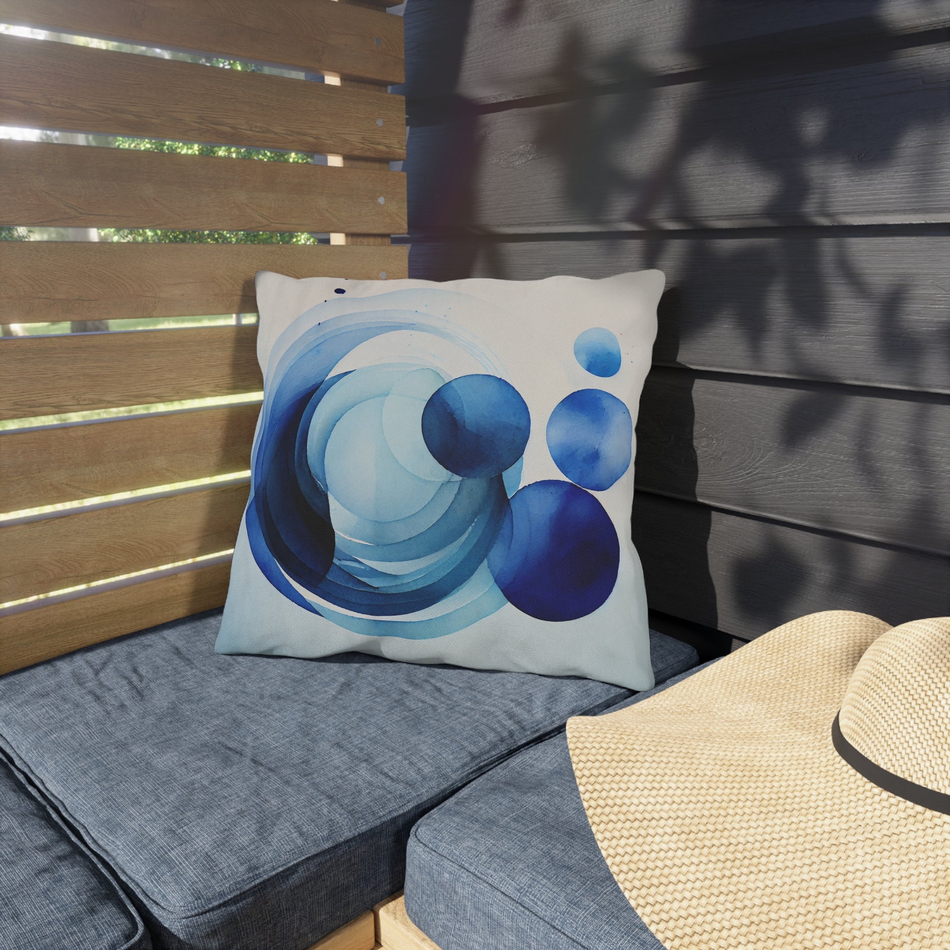 3b467521-pillow