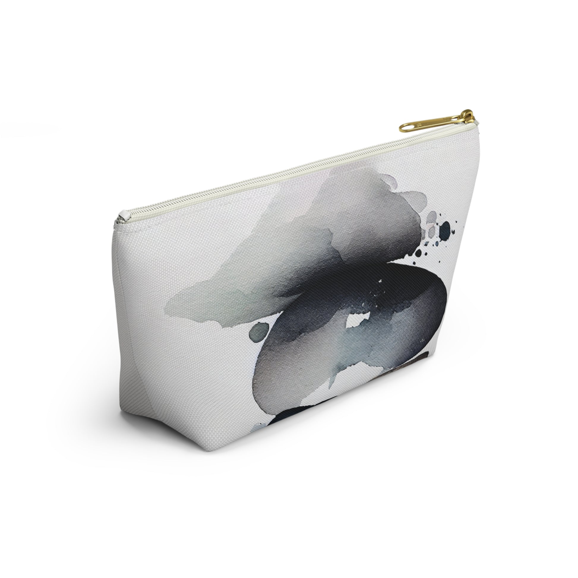 9d6622cd-pouch